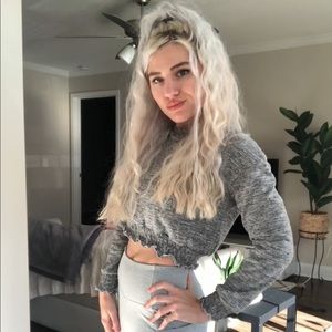 Gray Long Sleeve Crop Top